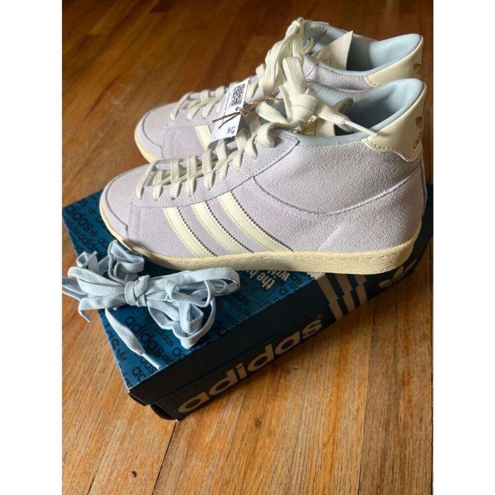 Adidas Jabbar Hi Top Sneaker Womens 10 BRAND NEW